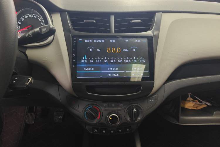 Used Chevrolet Sail 2015 Sail 3 1.5L Manual with Ideal Sunroof Edition