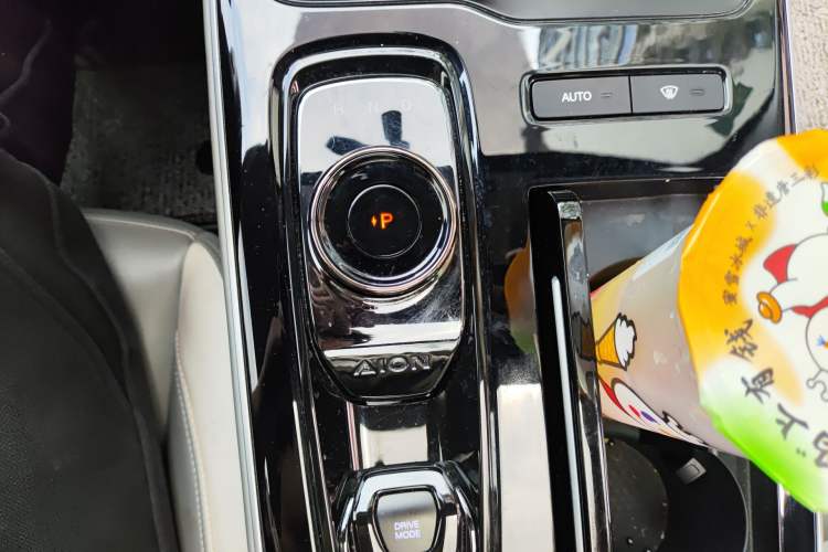 Used AION S Plus 2023 70 Intelligent Edition Lithium Iron Phosphate Gear Lever