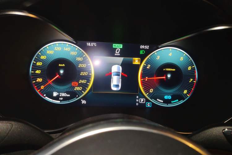 Used Mercedes-Benz C-Class 2019 Restyled C 260 L Sport Edition Instrument Cluster