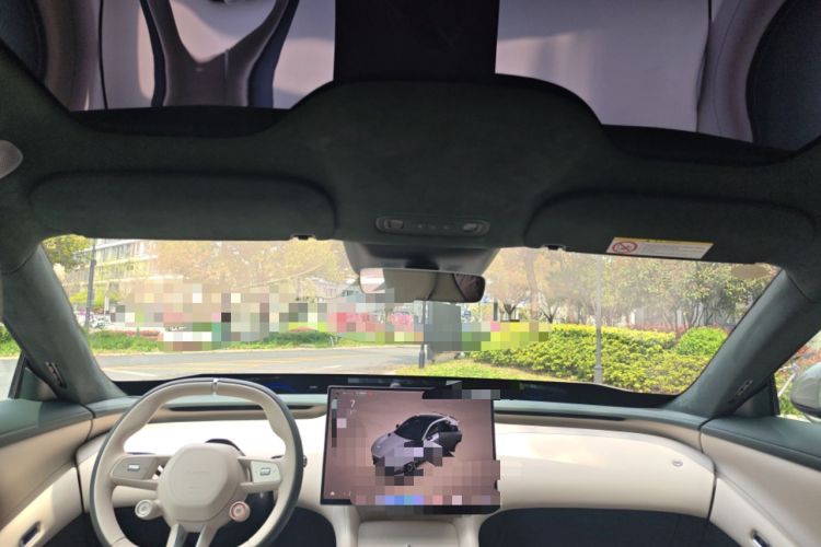 Used Xiaomi Auto YU7 2025 Ultra-Long Range High-Performance All-Wheel-Drive Max Edition
