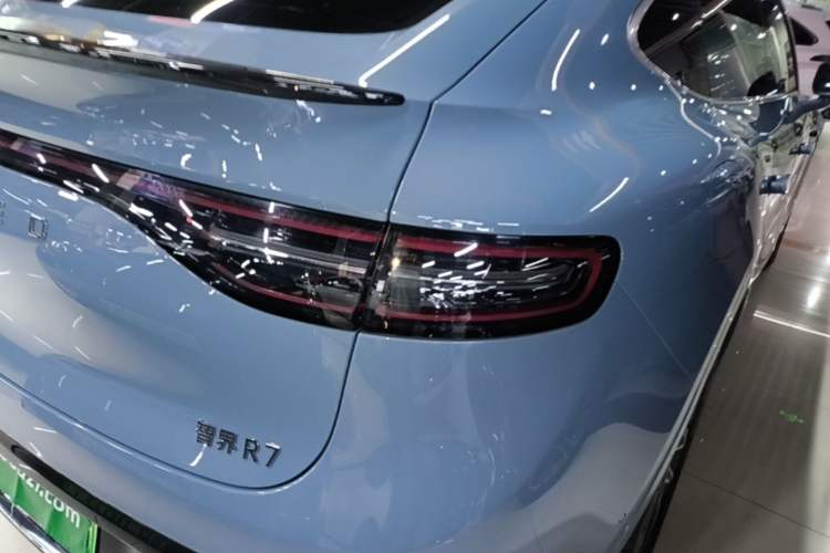 Used Hima Luxeed R7 2025 Range-Extended Version 251 km Max