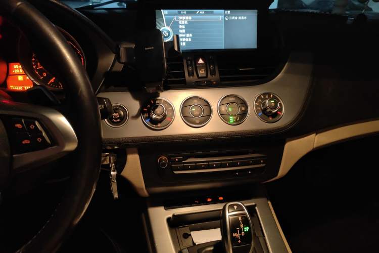 Used BMW Z4 2012 sDrive20i Luxury Model
