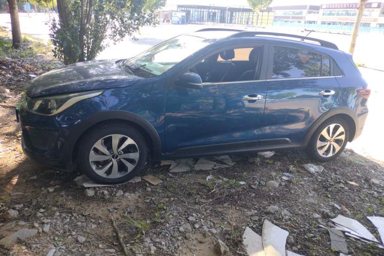 Used Kia KX Cross 2017 1.4L AT GLS
