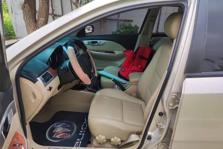 Used Buick Excelle 2011 1.6 LE-MT
