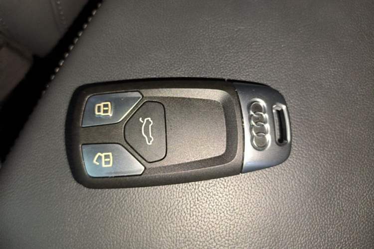 Used Audi A4L 2019 40 TFSI Sporty Version China V