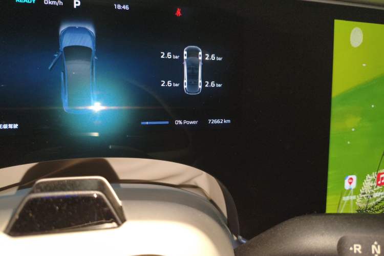 Used Rising F7 2023 Long-Range Pro Edition Odometer Close Up