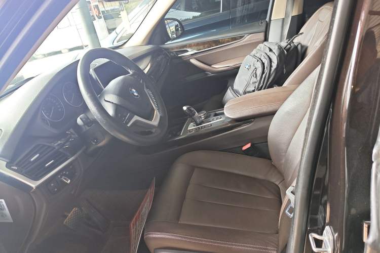 Used BMW X5 2017 xDrive35i Elegant Edition Left Front Seat