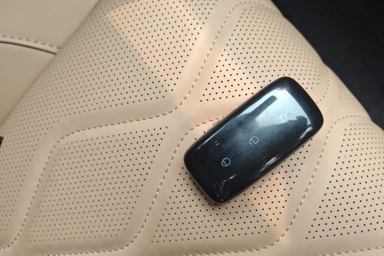 Used Geely Galaxy A7 2025 Model EM-i 150km Starship Edition Vehicle Key