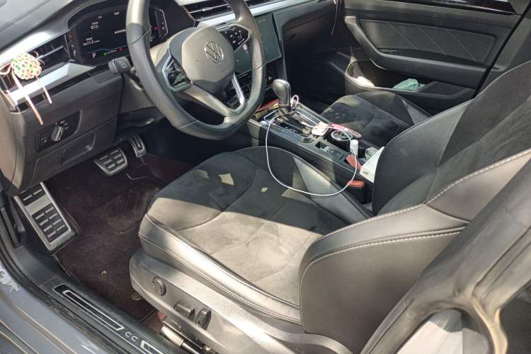 Used Volkswagen FAW-Volkswagen CC 2021 330TSI Ignite Edition Left Front Seat