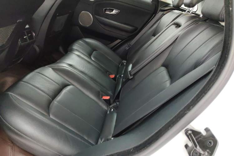 Used Land Rover Range Evoque 2018 240 PS SE Smart Brilliance Edition