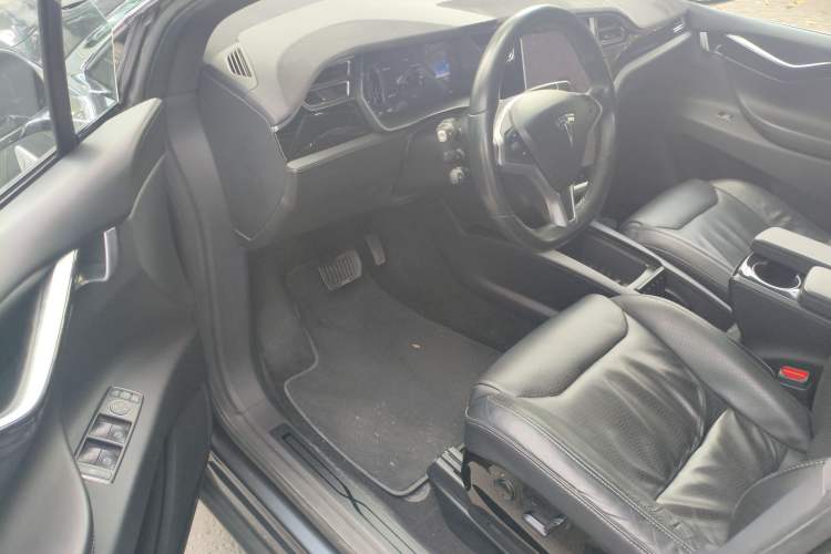 Used Tesla Model X 2016 X 90D
