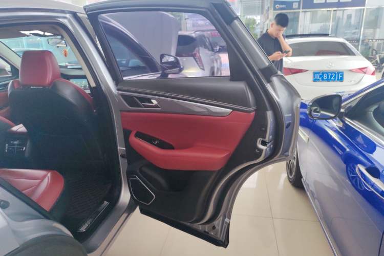 Used Changan CS85 COUPE 2021 1.5T DCT Luxury Edition
