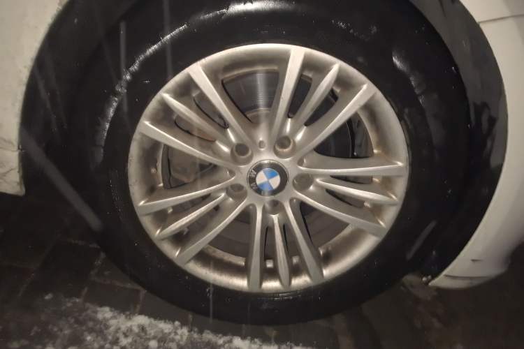 Used BMW 3 Series 2014 320i Active Edition
