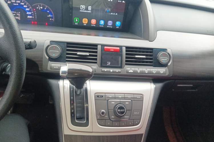 Used Honda Elysion 2012 2.4L VTi Comfort Edition Audio And AC Panel