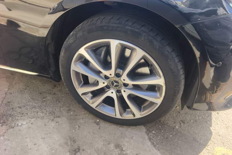 Used Mercedes-Benz E-Class 2018 E 300 L Stylish Model
