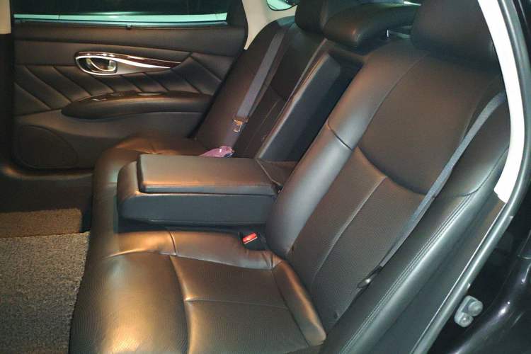 Used Infiniti Q70 2013 Q70L 2.5L Comfort Edition Left Rear Seat