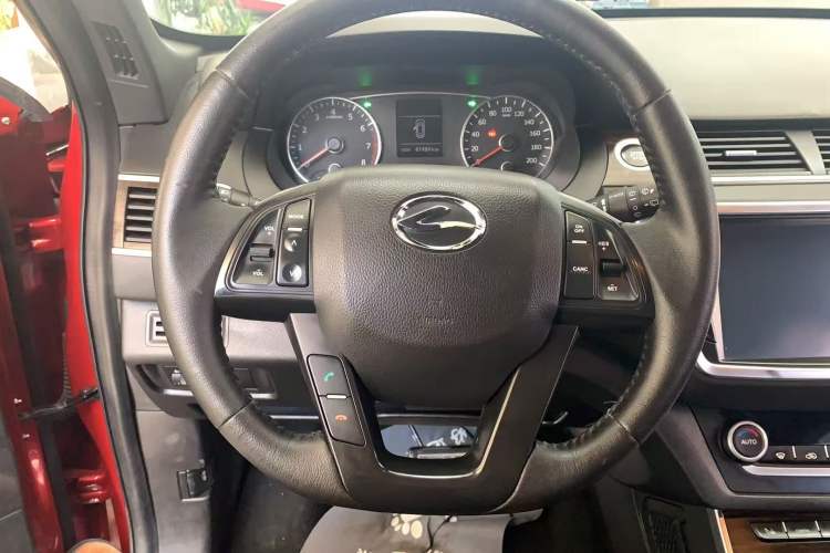 Used Land X7 2015 2.0T Panoramic Prestige Edition