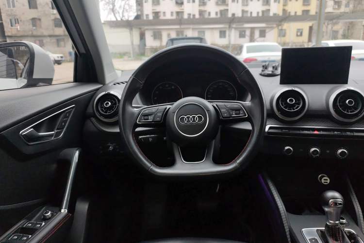 Used Audi Q2L 2022 35 TFSI Progressive Dynamic Edition