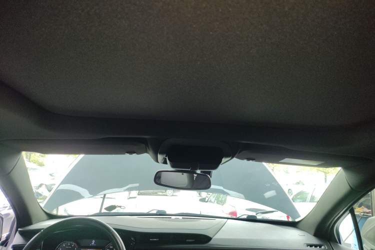 Used Cadillac XT5 2022 2.0T Two-Wheel Drive Luxury Version
