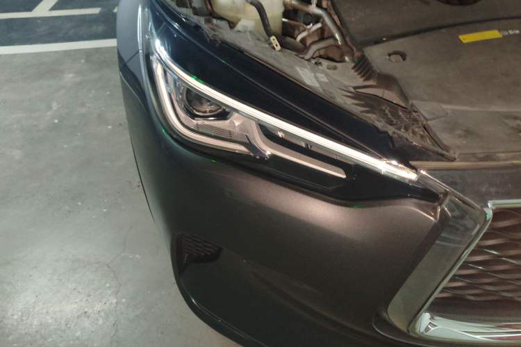 Used Infiniti QX50 2018 2.0T Four-Wheel Drive Smart Edition Right Front Headlight