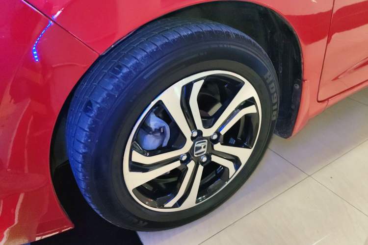 Used Honda Fit 2016 1.5L LX CVT Comfort Model Exterior 3