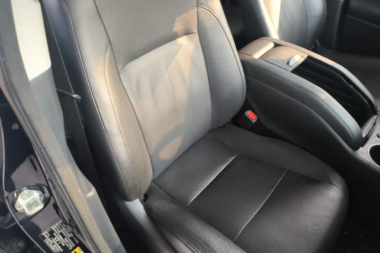 Used Toyota Highlander 2015 2.0T Four-Wheel Drive Ultimate Edition 7-Seater