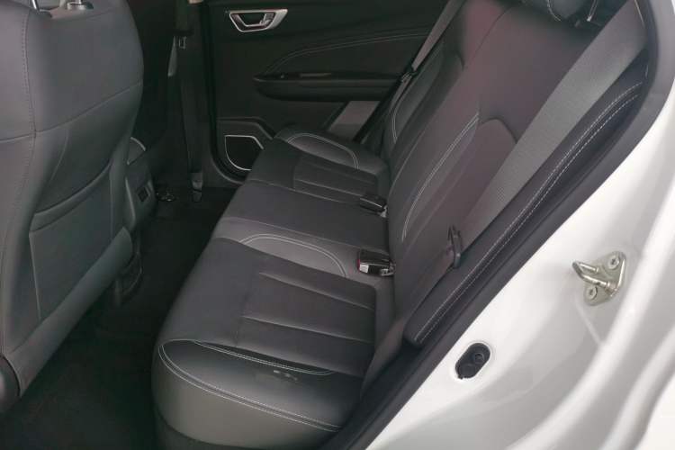 Used Geely Auto Vision X3 2019 Upgraded Model 1.5L Manual Elite Version