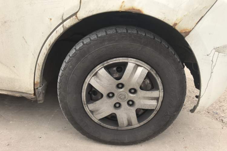 Used CHANGAN KAICHENG Ruixing M80  Right Front Wheel Hub