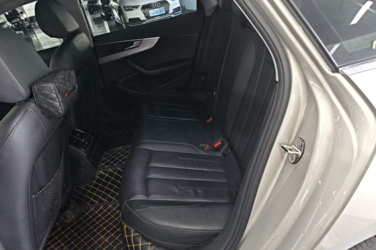 Used Audi A4L 2019 40 TFSI Fashion Version China V
