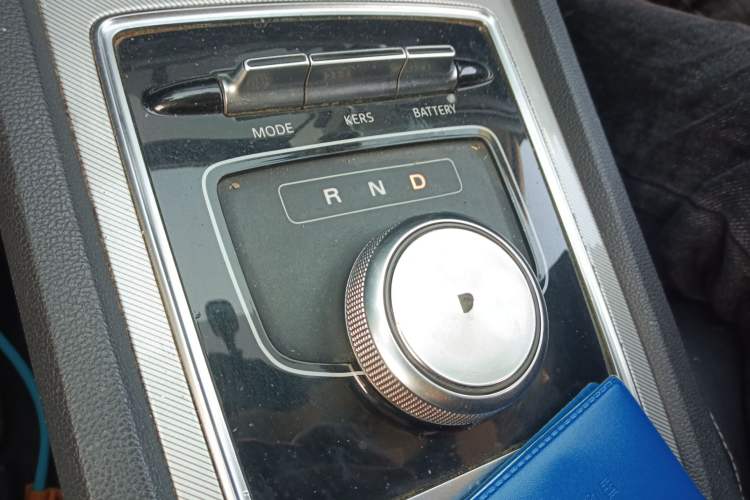 Used Roewe i6 New Energy 2017 45T Hybrid Connect & Smart Enjoyment Edition Gear Lever