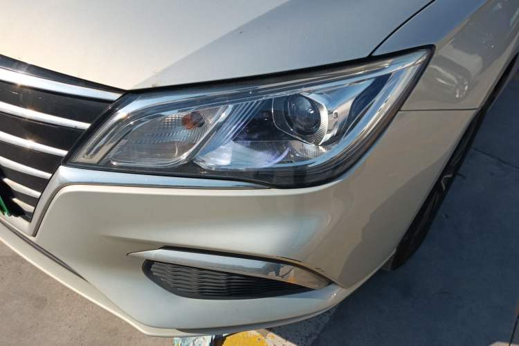 Used Roewe Ei5 2018 Internet Luxury Edition
