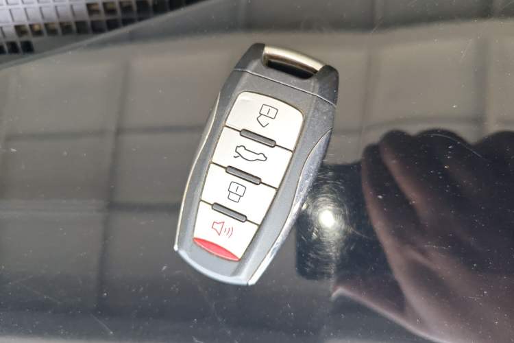 Used Haval H6 2018 Red-Label Sport Edition 1.5T Automatic Two-Wheel Drive Elite Model Vehicle Key