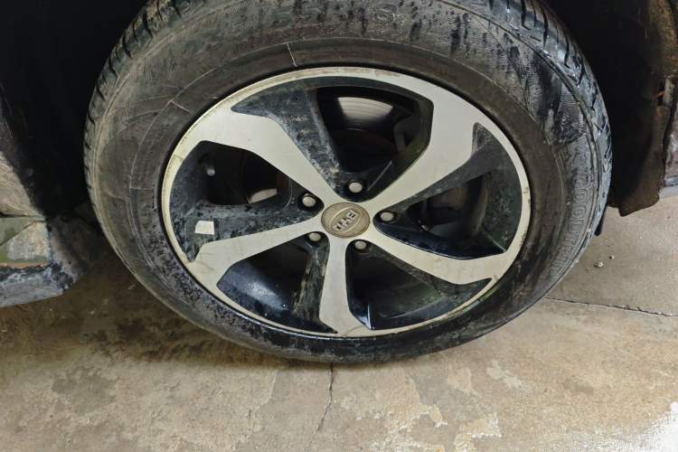 Used BYD S7 2015 2.0T Automatic Prestige Model