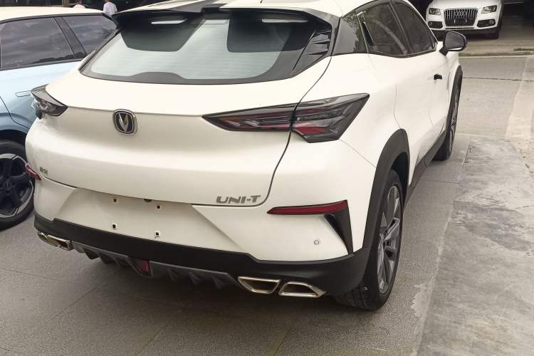 Used CHANGAN UNI-T 2020 1.5T Prestige Version
