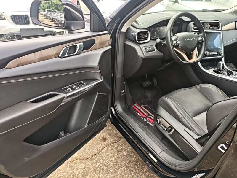 Used Lynk & Co 01 2017 2.0T Two-Wheel Drive Pro Edition — 15