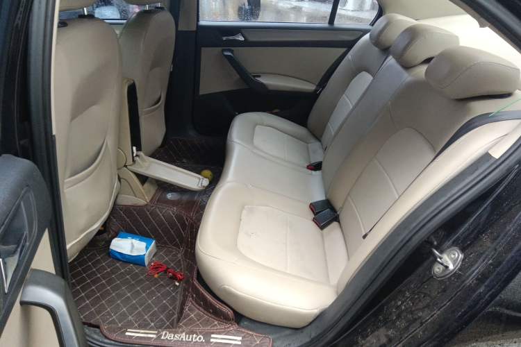 Used Volkswagen Santana 2013 1.6L Automatic Comfort Edition