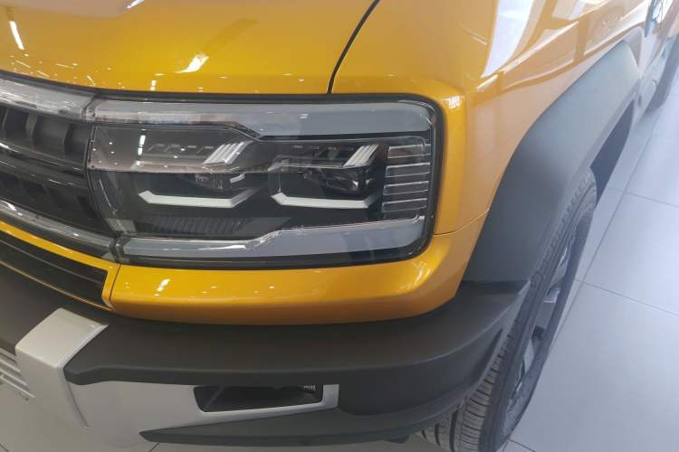 Used Formula Leopard 5 2023 Cloud Ride Flagship Edition