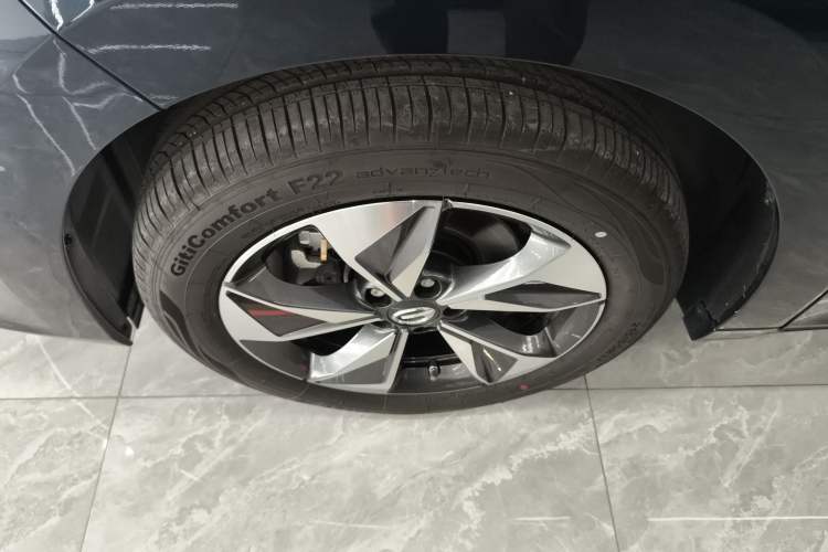 Used GAC Trumpchi M6 2023 PRO 270T DCT Luxury Edition Left Front Wheel Hub