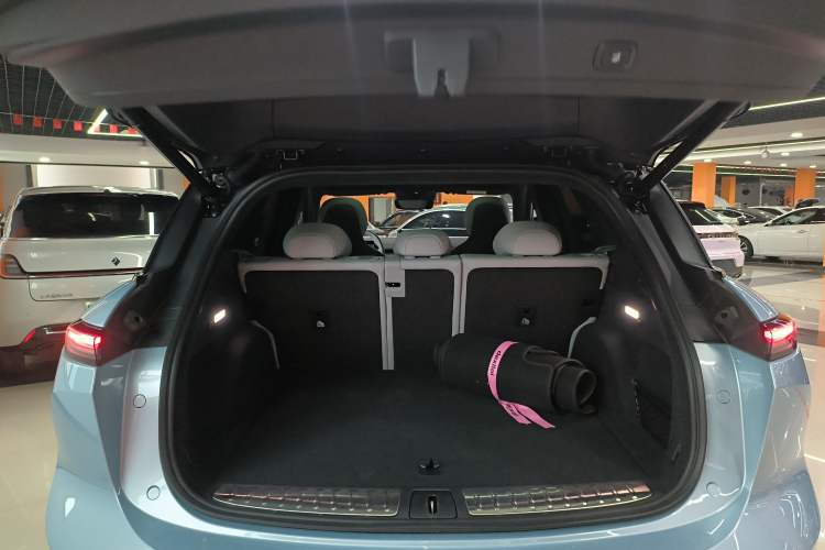 Used Nio ES6 2023 75 kWh Trunk