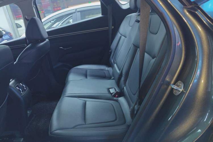 Used Hyundai Tucson 2022 Tucson L 1.5T DCT LUX Prestige Edition N Line Left Rear Seat