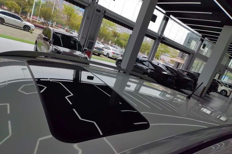 Used GAC Trumpchi GS3 2017 150N Automatic Elite Edition Roof