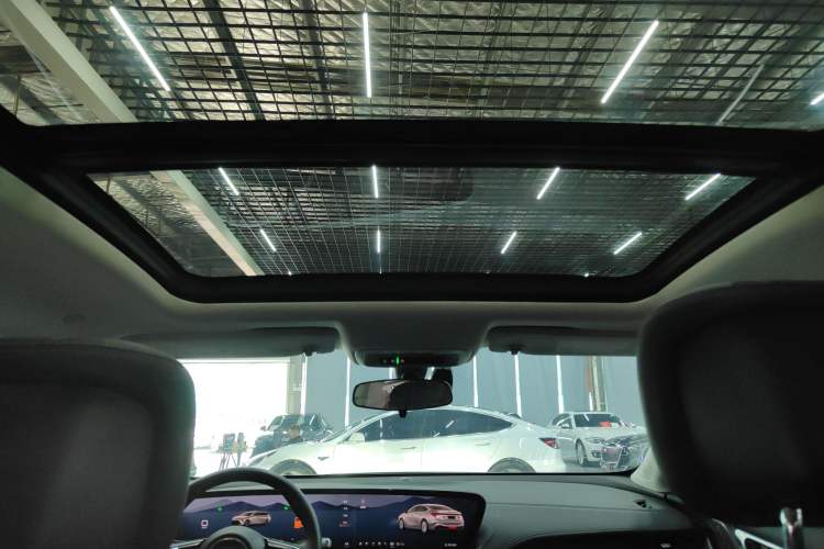 Used Buick LaCrosse 2023 28T Enjoyment Edition Headliner