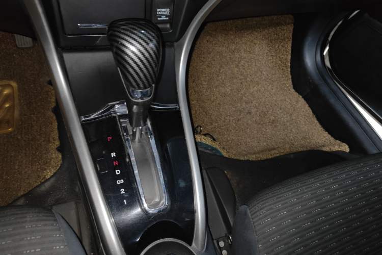 Used Honda Crider 2015 1.8L automatic luxury edition
