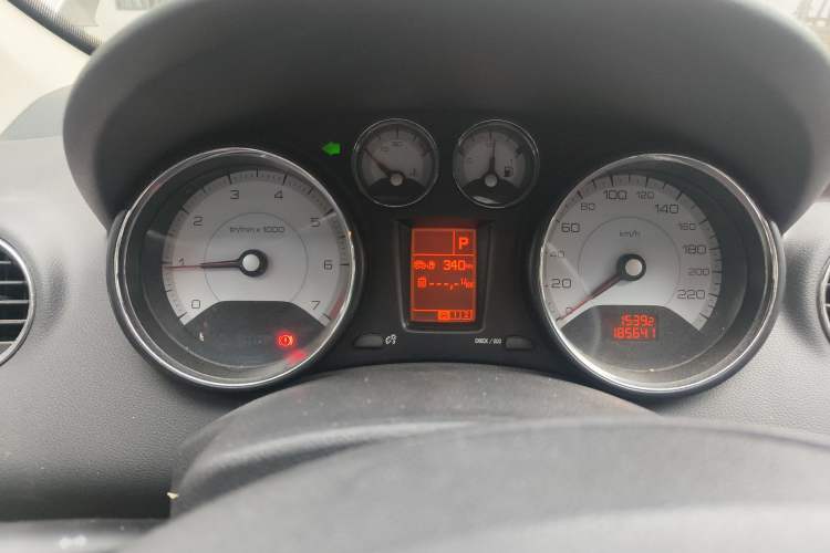 Used Peugeot 408 2011 2.0L Automatic Comfort Edition
