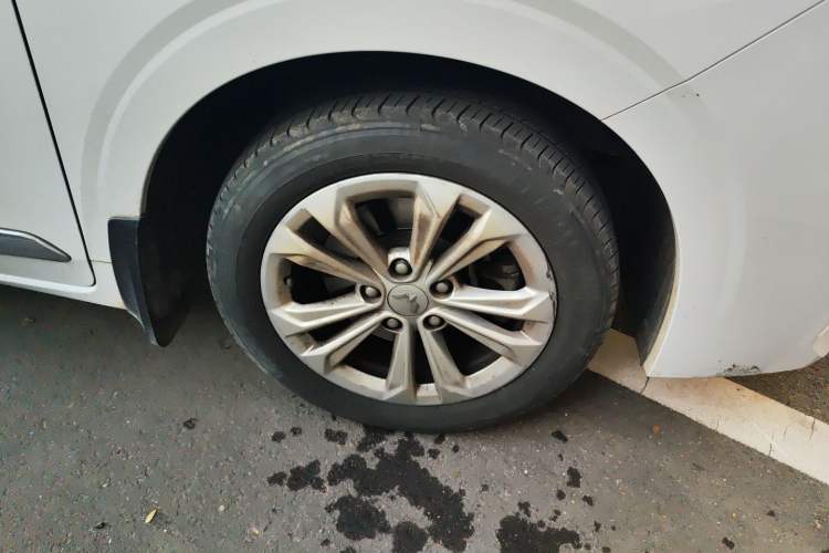 Used Wuling Jiachen 2022 1.5L Manual Light Comfort Edition