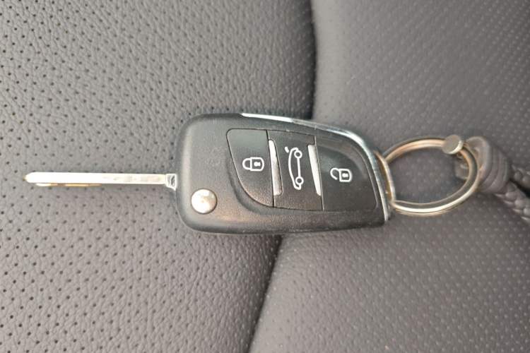 Used Peugeot 408 2013 1.6L Manual Comfort Edition