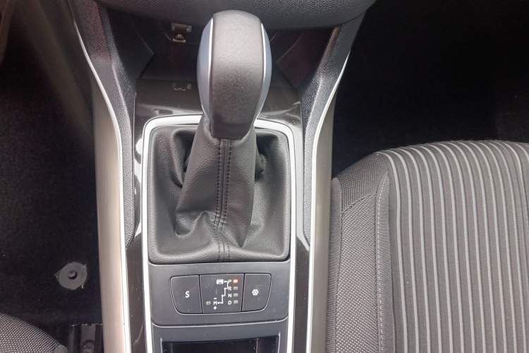 Used Peugeot 408 2015 1.2T Automatic Luxury Edition
