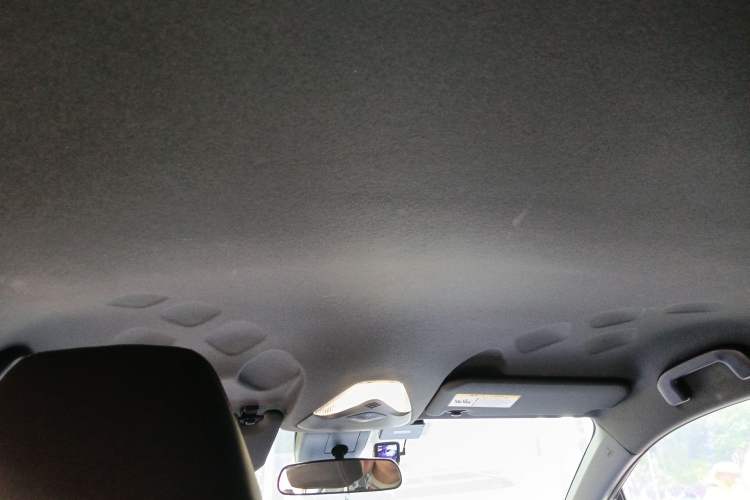 Used Toyota C-HR 2018 2.0L Leading Edition China VI
