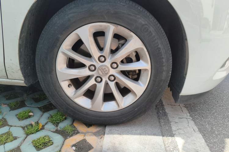 Used Buick GL8 2018 ES 28T Comfort Model China VI Standard
