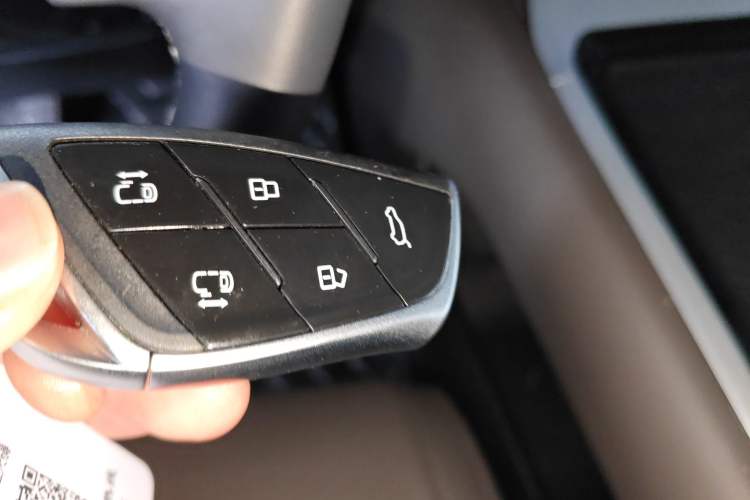 Used SAIC MAXUS G70 2024 2.0T Automatic Flagship Version 7 Seats